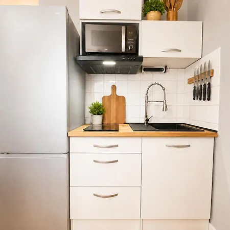 Appartement N L Express 117 Chaligny 3 à 6 Personnes *